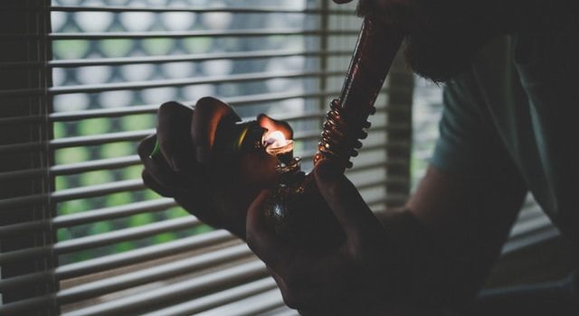 TIPS YOU NEED TO START AN ONLINE SMOKE SHOP
