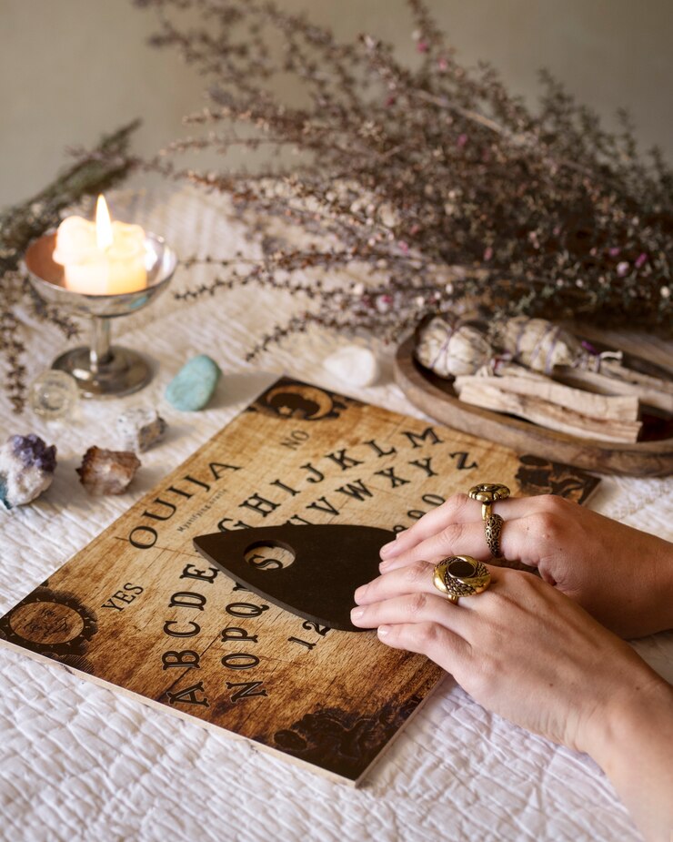 <strong>Supernatural 101: 3 Best Witchcraft Supplies Go-To’s For Your Next Ritual</strong>